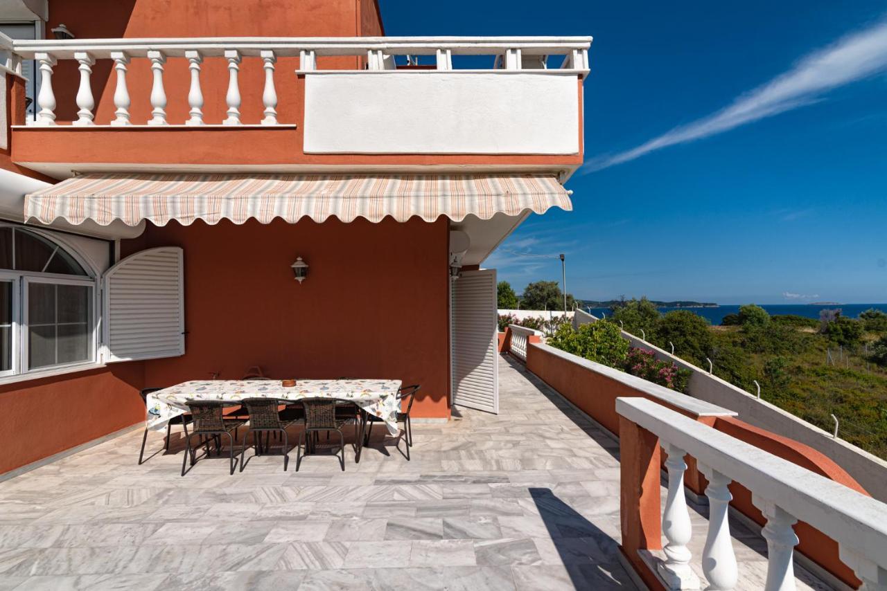 לימנריה Villa Gonates מראה חיצוני תמונה