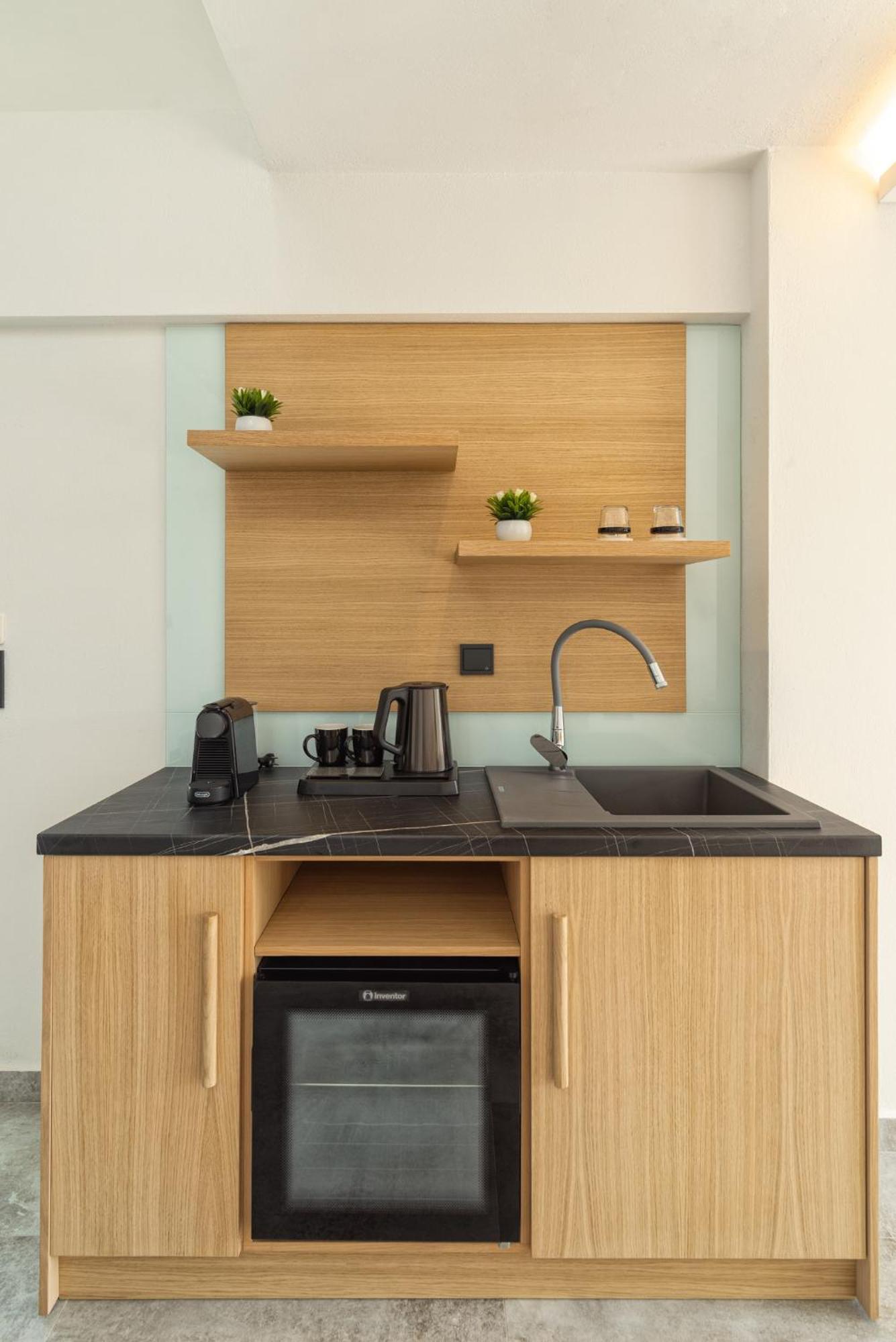 לימנריה Villa Gonates מראה חיצוני תמונה
