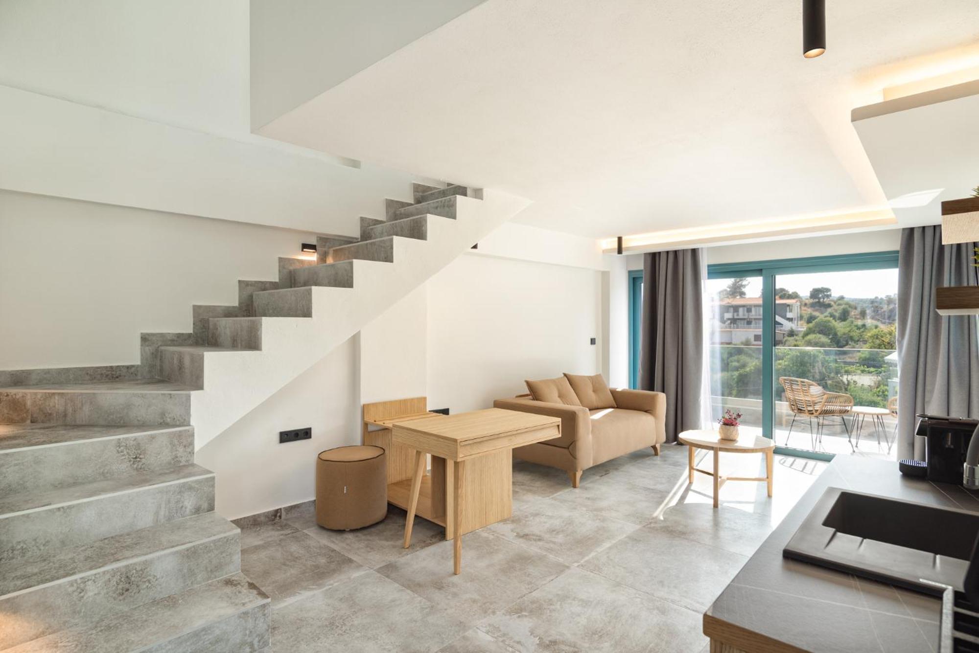 לימנריה Villa Gonates מראה חיצוני תמונה