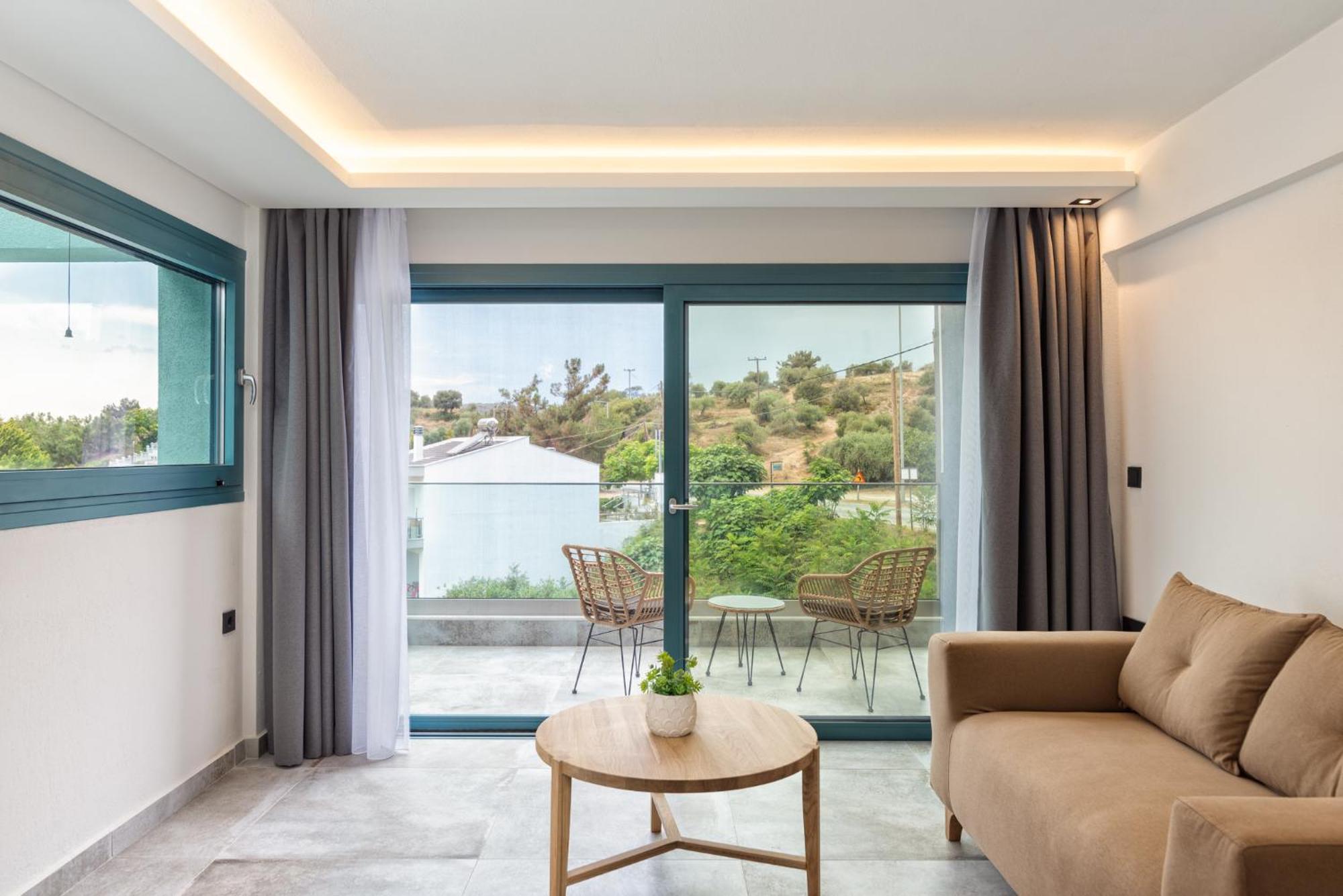 לימנריה Villa Gonates מראה חיצוני תמונה